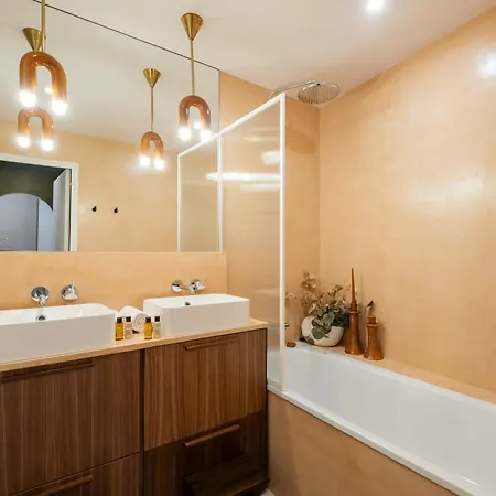 Veeve - Contemporary Beauty
